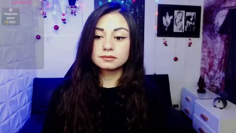 Snapshot of eva_rosell chatting on 3, 12, 2025 Eva online show from 3, 12, 2025