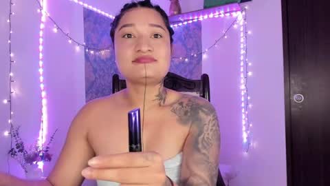 Eva  online show from 4, 3, 2026