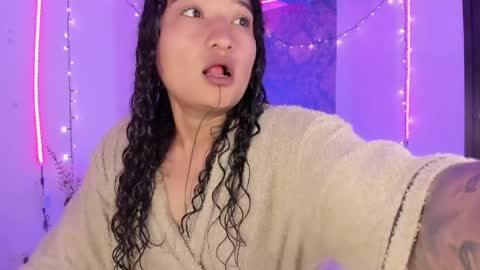 Eva  online show from 7, 6, 2026