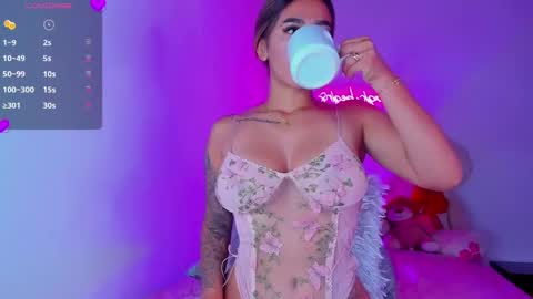 Eva Shinee online show from 11, 2, 2025