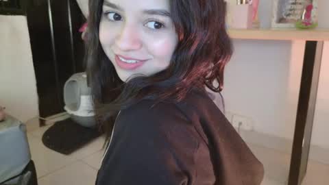 Snapshot of eva_sin18 chatting on 8, 6, 2026 Eva Sin online show from 8, 6, 2026