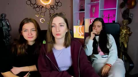 Eva online show from 22, 12, 2025