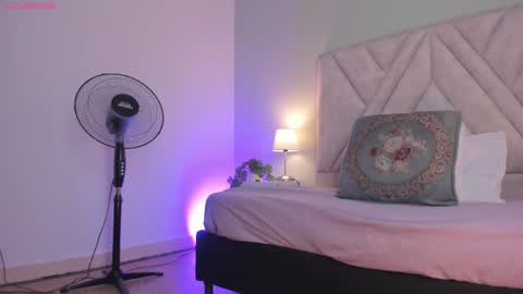  Eva  online show from 28, 5, 2026