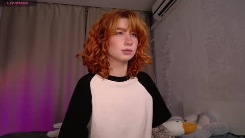 Snapshot of evaa_moonn_ chatting on 13, 10, 2025 Eva online show from 13, 10, 2025