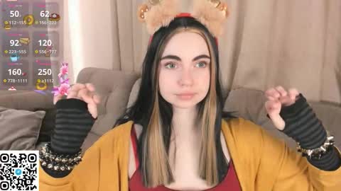 Snapshot of evablimey chatting on 29, 11, 2025 Eva online show from 29, 11, 2025