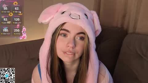 Snapshot of evablimey chatting on 16, 12, 2025 Eva online show from 16, 12, 2025