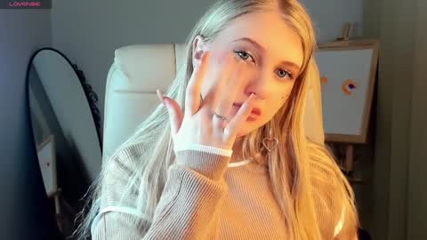 Eva  online show from 22, 1, 2025