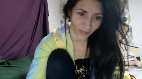 Snapshot of evacrisxxx chatting on 16, 11, 2025 hornycrissyyourlove online show from 16, 11, 2025