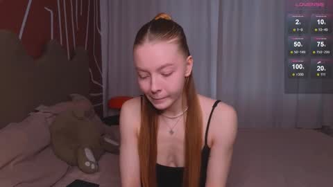 Snapshot of evacroan chatting on 19, 11, 2025 Eva online show from 19, 11, 2025