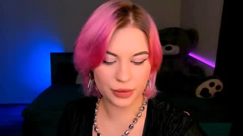 Eva online show from 12, 1, 2025