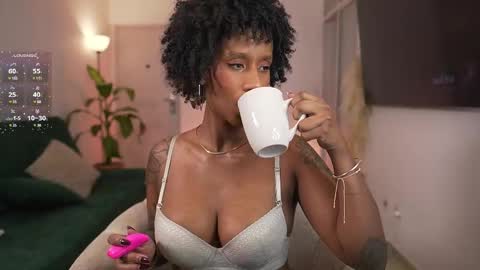 Snapshot of evajacksss_ chatting on 11, 3, 2025 evajacksss_ online show from 11, 3, 2025