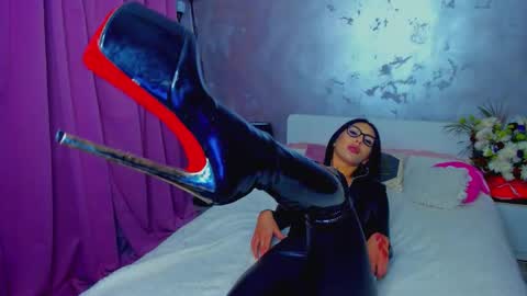 Eva online show from 22, 11, 2025