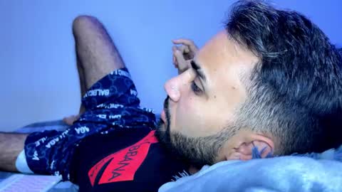 evan57036 online show from 23, 2, 2025