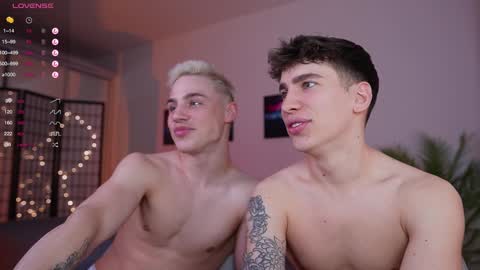 Snapshot of evan_white_ chatting on 21, 1, 2025 evan_white_ online show from 21, 1, 2025