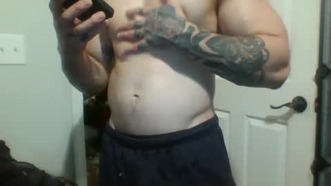 Snapshot of evancage chatting on 8, 11, 2025 evan cage online show from 8, 11, 2025