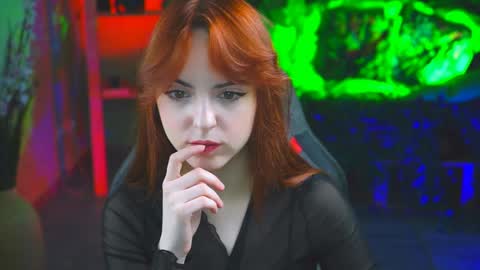 Eva  online show from 30, 1, 2025