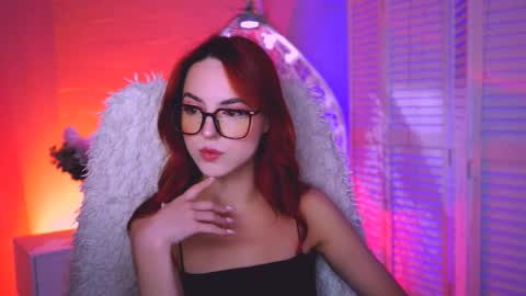 Eva  online show from 24, 9, 2025