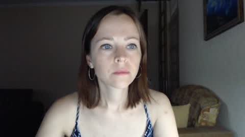 Snapshot of evangeline06 chatting on 20, 7, 2026 YourMistress online show from 20, 7, 2026