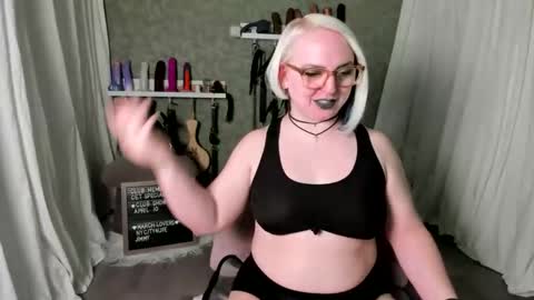 Snapshot of evanharlowe chatting on 25, 4, 2026 Evan Harlowe online show from 25, 4, 2026