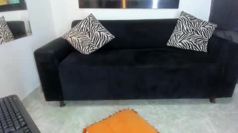 evanllelyne online show from 7, 10, 2025