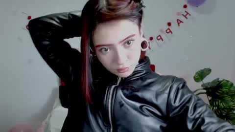 Snapshot of evanss_lx chatting on 17, 9, 2025 Evanssa lx online show from 17, 9, 2025