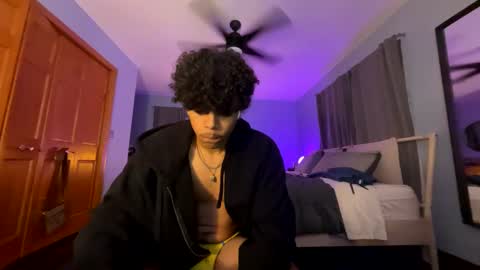 Snapshot of evansxx6 chatting on 5, 12, 2024 evansxx6 online show from 5, 12, 2024