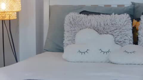 evareyss online show from 18, 2, 2025