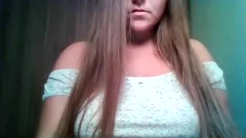 Snapshot of evasapples2026 chatting on 13, 7, 2026 evasapples2026 online show from 13, 7, 2026