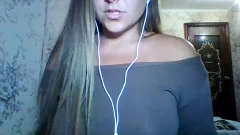 Snapshot of evasapples2026 chatting on 17, 7, 2026 evasapples2026 online show from 17, 7, 2026