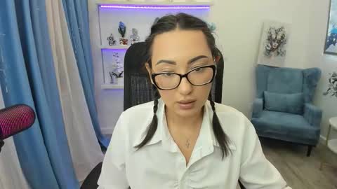 Snapshot of evasarazardje chatting on 10, 1, 2026 evasarazardje online show from 10, 1, 2026