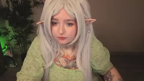 Snapshot of evathewitcher chatting on 14, 6, 2026 EvaTheWitcher online show from 14, 6, 2026