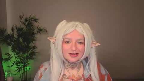 Snapshot of evathewitcher chatting on 20, 6, 2026 EvaTheWitcher online show from 20, 6, 2026