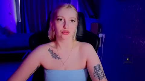 evavibe online show from 12, 4, 2026