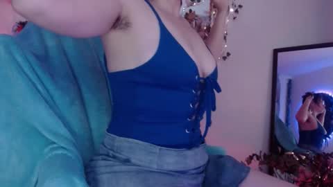 Snapshot of eve_blue77 chatting on 12, 9, 2025 Eve Blue friends. IG eve blue77 TW EveBlue 1 OF eveblue7 online show from 12, 9, 2025