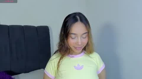Snapshot of evelin888 chatting on 18, 7, 2026 evelin888 online show from 18, 7, 2026
