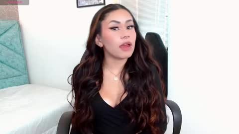 Snapshot of eveline_figeroa chatting on 12, 3, 2025 Eveline online show from 12, 3, 2025