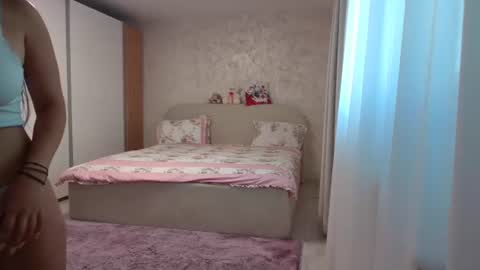 Snapshot of eveline_swet25 chatting on 15, 7, 2026 Eveline sweet online show from 15, 7, 2026