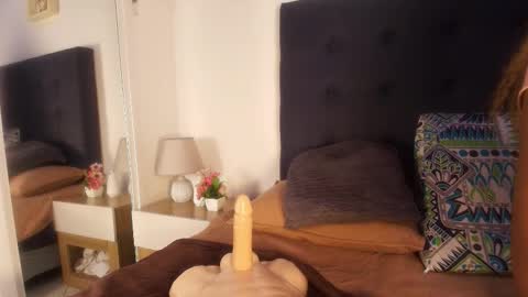 DAYANITA online show from 18, 3, 2026