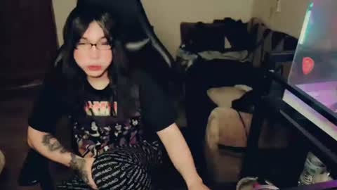 Snapshot of evelyn420521 chatting on 21, 7, 2026 evelyn420521 online show from 21, 7, 2026