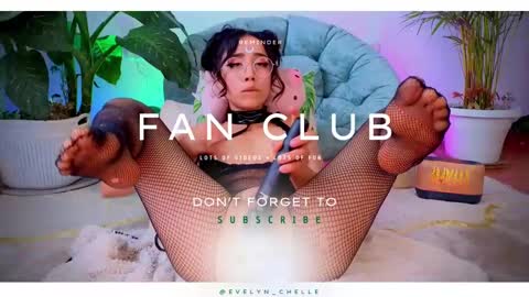 Im Eve or Chelle Next Stream 191224  online show from 11, 3, 2025