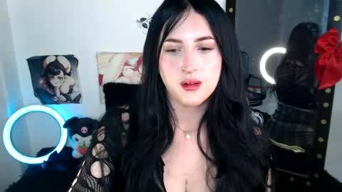 Snapshot of evelyn_sheeran chatting on 29, 6, 2026 Julieta online show from 29, 6, 2026