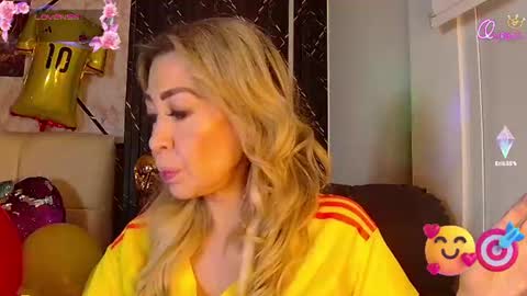 Snapshot of evelynagrey chatting on 2, 7, 2026 EvelynaGrey online show from 2, 7, 2026