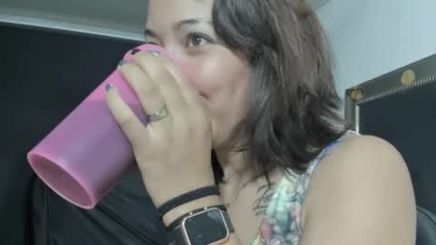 Snapshot of evelynesex chatting on 4, 5, 2026 Evelyne online show from 4, 5, 2026