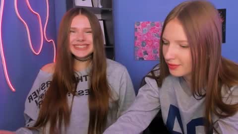 evelynlovelyy online show from 20, 3, 2026