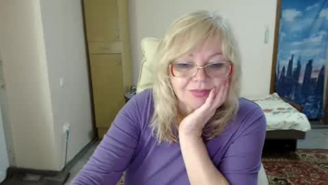 BarbaraBlondy online show from 7, 2, 2025