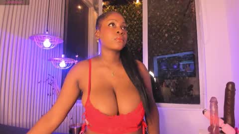 EvelynZoee online show from 10, 10, 2025