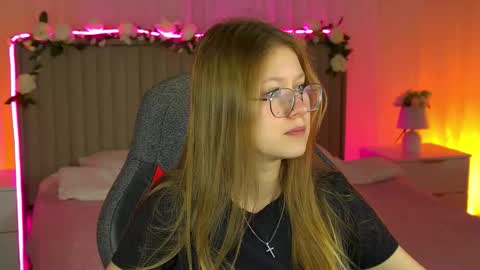 Snapshot of evemundie chatting on 7, 11, 2025 Eve online show from 7, 11, 2025