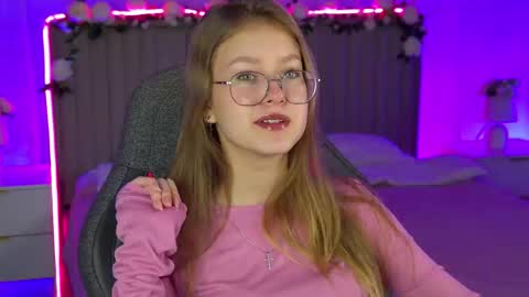 Snapshot of evemundie chatting on 8, 11, 2025 Eve online show from 8, 11, 2025