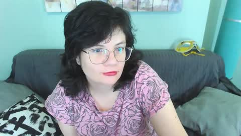 Everly online show from 29, 1, 2025