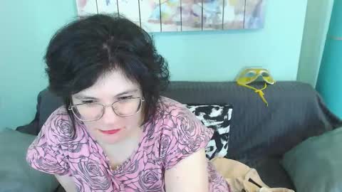 Everly online show from 13, 2, 2025